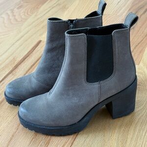 Vagabond Womens Taupe Leather Block Heel Ankle Booties Size 36 US 6.5 Womens